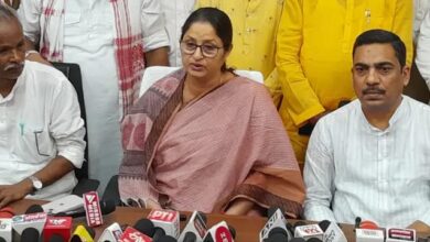 Photo of केंद्रीय मंत्री अन्नपूर्णा देवी के सभी कार्यक्रम रद्द और BJP की PC स्थगित .. अन्नपूर्णा , भानु प्रताप शाही और राज सिन्हा ने घटना पर जताई गहरी संवेदना…*