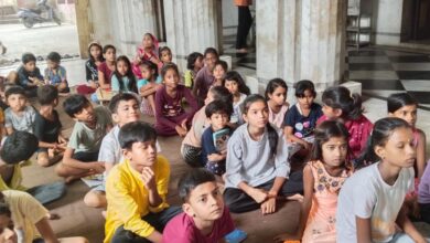 Photo of झरिया 17 अगस्त श्री सत्यनारायण मंदिर स्टेशन रोड झरिया में संस्कृत पाठशाला में आज आगामी गणेश चतुर्थी को ध्यान में रख कर गणेशजी की स्तुति एवं प्रार्थना का अभ्यास