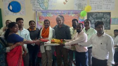 Photo of सिंदरी:शनिवार को डीएवी उच्च विद्यालय गौशाला में वरिष्ट शिक्षक त्रिभुवन चौधरी का सेवानिवृत्त होने पर विदाई सह