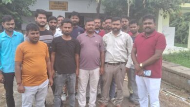 Photo of आज अपनी टीम के साथ विद्युत उपखंड कार्यालय जैदपुर में अपने सुपरवाइजर संजय सिंग जी, और सुपरवाइजर दुर्गेश