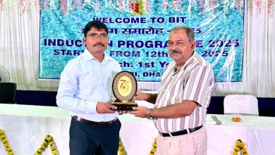 Photo of बी.टेक 2025 बैच के इंडक्शन प्रोग्राम में सुंदर दास और प्रवीण कुमार सिंह ने छात्रों को संबोधित किया