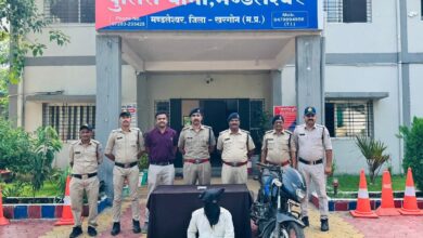 Photo of खरगोन पुलिस ने राहगीर से हुई लूट की घटना का 24 घंटे के भीतर किया पर्दाफाश*