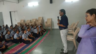 Photo of आत्महत्या रोकथाम जागरूकता अभियान एवं व्यसन मुक्ति अभियान के अंतर्गत एक कार्यक्रम का आयोजन प्रसिद्ध