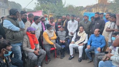 Photo of धनबाद जिला कांग्रेस जिलाध्यक्ष संतोष कुमार सिंह अपने कांग्रेस प्रतीनिधी मंडल के साथ आज पांच नंबर राजपूत