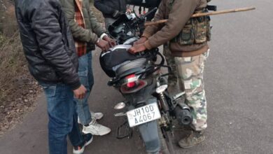 Photo of धनबाद में अपराध पर लगाम के लिए पुलिस का व्यापक एंटी क्राइम अभियान, 1556 वाहनों की सघन जांच*