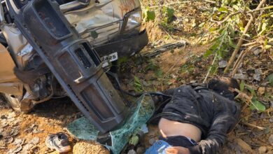 Photo of ब्रेकिंग न्यूज़ ओमनी और स्कूटी की टक्कर में अनीश ओझा की हुई घटनास्थल पर मौत