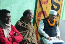 Photo of सिंदरी। सिंदरी के वार्ड 54 के प्रत्याशी रंजीत कुमार अपने चुनाव चिन्ह को प्राप्त करते ही अपने कर्म क्षेत्र वार्ड 54 के