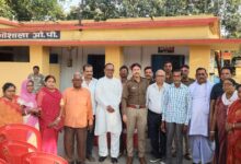 Photo of गौशाला ओपी में शांति समिति की बैठक: त्योहारों पर DJ और शराब पर रहेगा पूर्ण प्रतिबंध, दुकानों को बंद रखने का निर्देश।