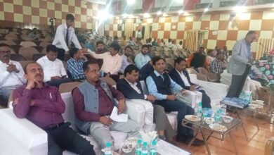 Photo of उपभोक्ताओं के हक पर डाका खाली कुर्सियों के बीच अधिकारी हुए ‘पावर’फुल