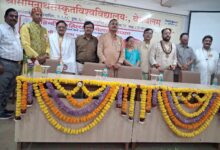 Photo of हिंदी साहित्य के आंगन में गूंजा सोमनाथ स्वाभिमान डॉ गुलाब चंद पटेल सम्मानित