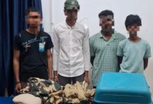 Photo of धनबाद रेलवे यार्ड में ‘रील्स’ बनाना पड़ा भारी, तीन बालिग और एक नाबालिग गिरफ्तार