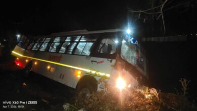 Photo of बड़ा हादसा टला: बोकारो में अनियंत्रित होकर दुर्घटनाग्रस्त हुई कल्याणी बस, सुरक्षित बचे सभी यात्री