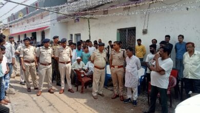 Photo of रामनवमी हिंसा अल्पसंख्यक समिति के उपाध्यक्ष और सिटी एसपी ने किया भिखराजपुर का दौरा निष्पक्ष जांच पर जोर