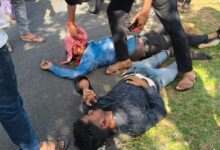 Photo of बगोदर सड़क हादसे में दो युवक घायल, उप प्रमुख ने दिखाई संवेदनशीलता