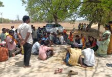 Photo of तीन वर्षों से लंबित है मुआवजा, आदिवासियों की भूमि पर हो रहे निर्माण के खिलाफ गरजीं जिला परिषद उपाध्यक्ष