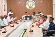 Photo of सिंदरी बस्ती पेयजल संकट तीन दिवसीय धरने के बाद झुका हर्ल प्रबंधन एक माह में कार्य शुरू करने का लिखित आश्वासन