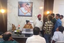 Photo of जोड़ापोखर में अनुपमा सिंह ने लगाया जनता दरबार, सुनीं जन-समस्याएं समाधान का दिया ठोस भरोसा