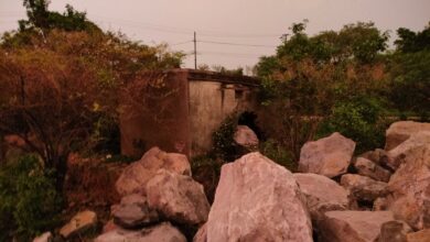 Photo of गोल्डेन पहाड़ी में गरीब दुकानदार की दुकान पर जबरन OB Dump, प्रशासनिक उदासीनता से बढ़ा आक्रोश