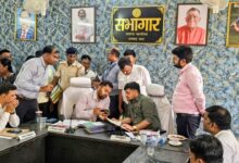 Photo of प्रशासनिक हड़कंप उपायुक्त की मैराथन समीक्षा में गाज गिरी धनबाद सीओ को शो कॉज कर्मियों का वेतन रोका झरिया अंचल में भी मनमर्जी का आरोप