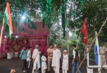 Photo of सिंदरी में पुलिस का सख्त फरमान गड़बड़ी की तो सड़क पर घुमाएगी पुलिस थाना प्रभारी राजेश कुमार खुद संभाल रहे हैं कमान