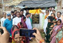 Photo of भरतपुर कपिलो में 500 मीटर पीसीसी पथ निर्माण योजना का हुआ शिलान्यास।