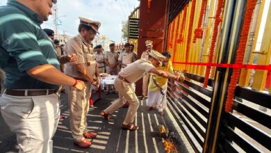 Photo of तामझाम के बीच उठते सवाल: पुलिस की चमक-धमक और लचर व्यवस्था पर जनता का फूटा गुस्सा, न्याय प्रणाली पर भी उठे सवाल