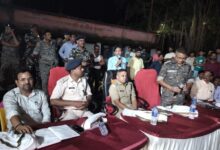 Photo of साइबर अपराध पर लगाम: मेरनवाटांड में ‘रात्रि चौपाल’ लगाकर एसएसपी ने ग्रामीणों को दिए सुरक्षा मंत्र
