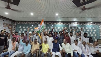 Photo of आज तोपचांची होटल आश्रय में आयोजित तोपचांची प्रखंड कांग्रेस कमिटी की बैठक में प्रखंड प्रभारी राजेश राम की