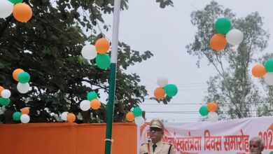 Photo of सिंदरी में स्वतंत्रता दिवस की धूम: पुलिस प्रशासन और आम जनता ने मिलकर फहराया तिरंगा