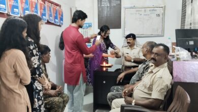 Photo of सिंदरी। बीआईटी सिंदरी के छात्र-छात्राओं ने बुधवार सुबह 11:00 बजे समाज में सौहार्द और सुरक्षा का संदेश देते हुए गौशाला ओपी (सिंदरी) परिसर में रक्षाबंधन पर्व का भव्य आयोजन किया।