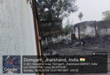 Photo of सिंदरी में पीएमओ के आदेश को ठेंगा थाने से चंद कदमों की दूरी पर चल रहा अवैध कोयले का काला खेल, डीएसपी की क्लीन चिट पर बड़े सवाल