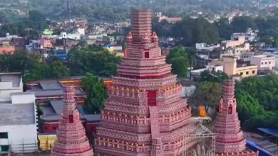 Photo of थाईलैंड के अरुण टेंपल की भव्यता से जगमगाया कतरास! 150 फीट ऊंचे जीएनएम पूजा पंडाल को देखने उमड़ रही भीड़, इसने बढ़ा दी कतरास की साख